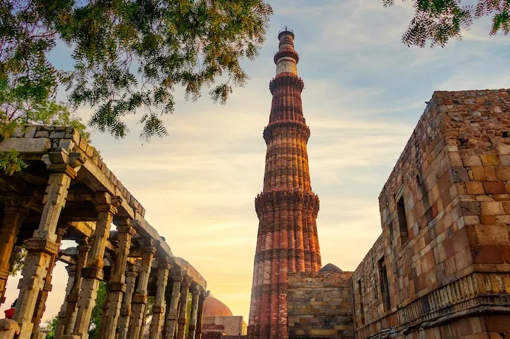 Qutub Minar Delhi historic minaret UNESCO World Heritage site