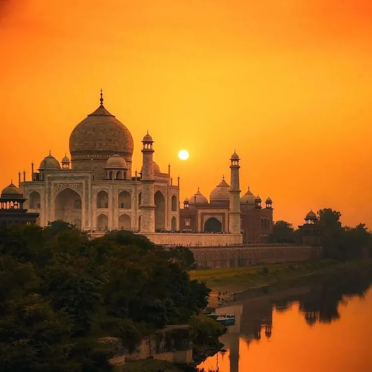 Agra weekend getaway from Delhi Taj Mahal