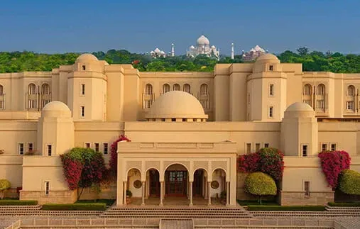 Oberoi Amarvilas Agra luxury hotel with Taj Mahal views