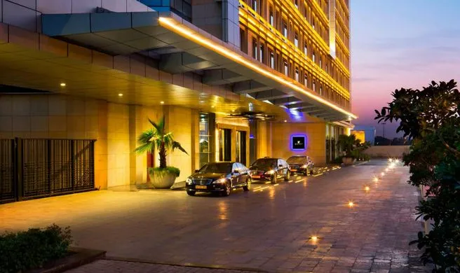 Safe area to stay in Delhi near Aerocity hotels close to IGI Airport for international travellers
