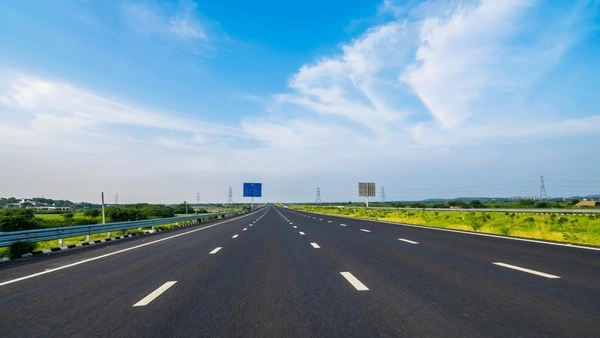 Delhi to Jaipur road trip via NE4 expressway wide modern highway section