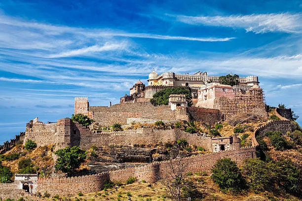 Kumbhalgarh Fort in Rajasthan featuring the massive historic wall across the Aravalli hills